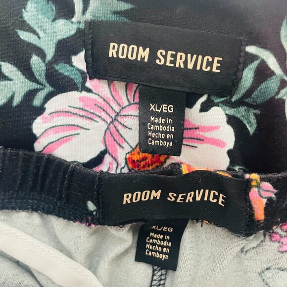 Room Service  Women's 2 Piece Pajama Set  Top & Crop Pants Multicolor Size  XL - Picture 4 of 5